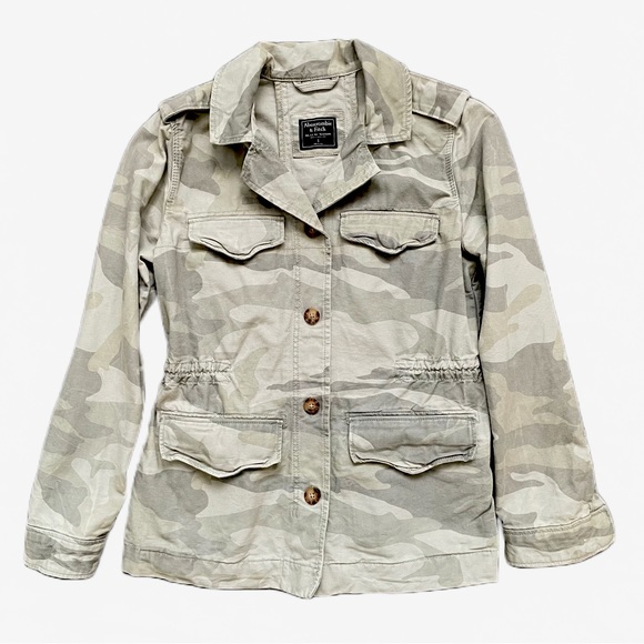 Women’s Abercrombie & Fitch Camo Jacket Size S - Picture 1 of 5